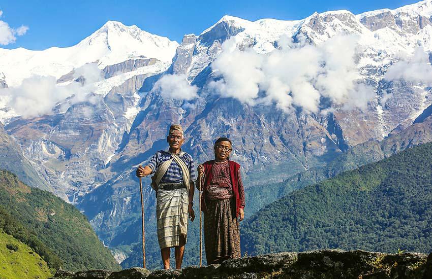 Annapurna Circuit Trek, Pokhara & Chitwan Package Tour